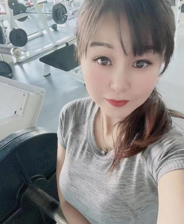 大东骚妹小鲤鱼