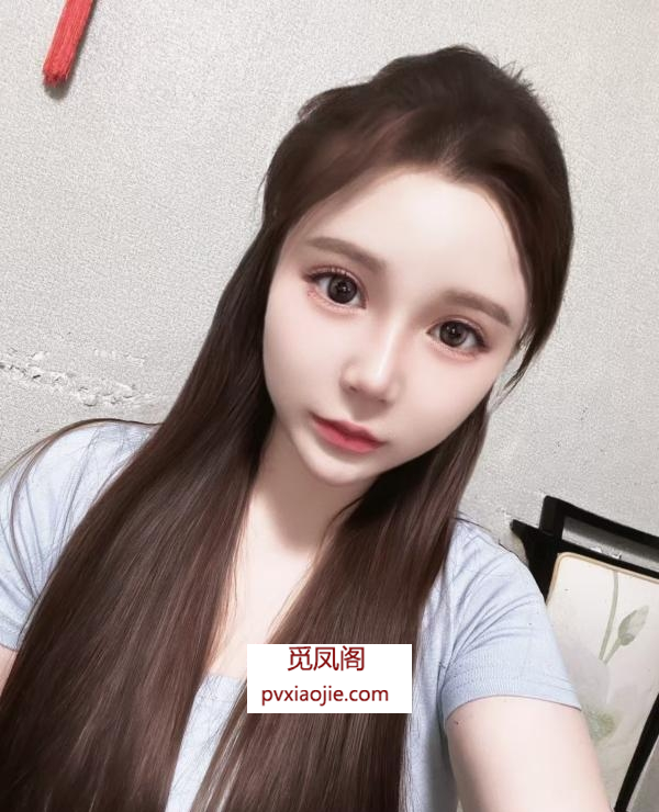 大胸夏夏小姐姐