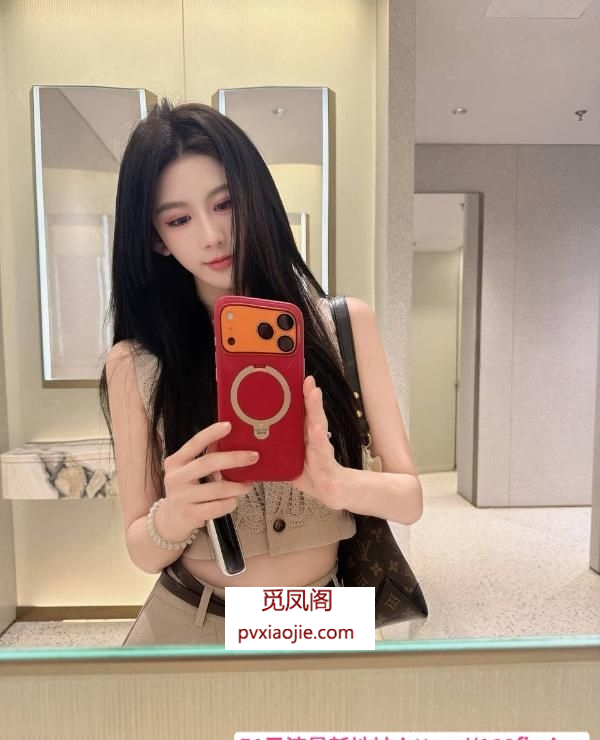 黑丝制服美足御姐cc