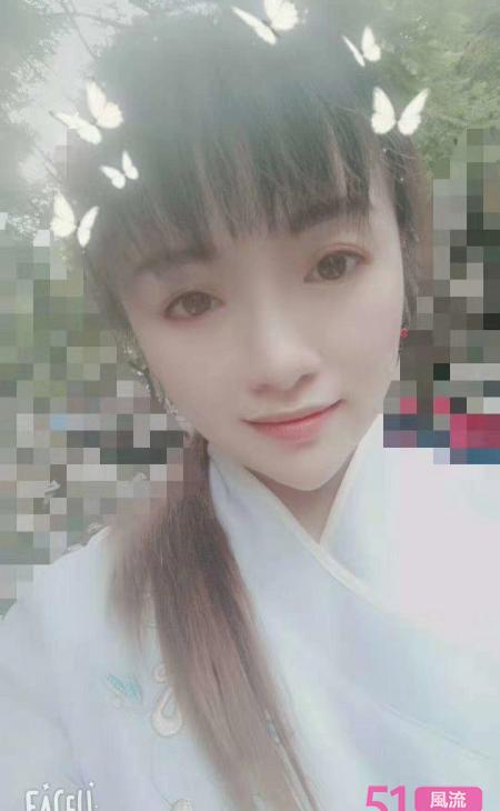 汉服女老师双飞