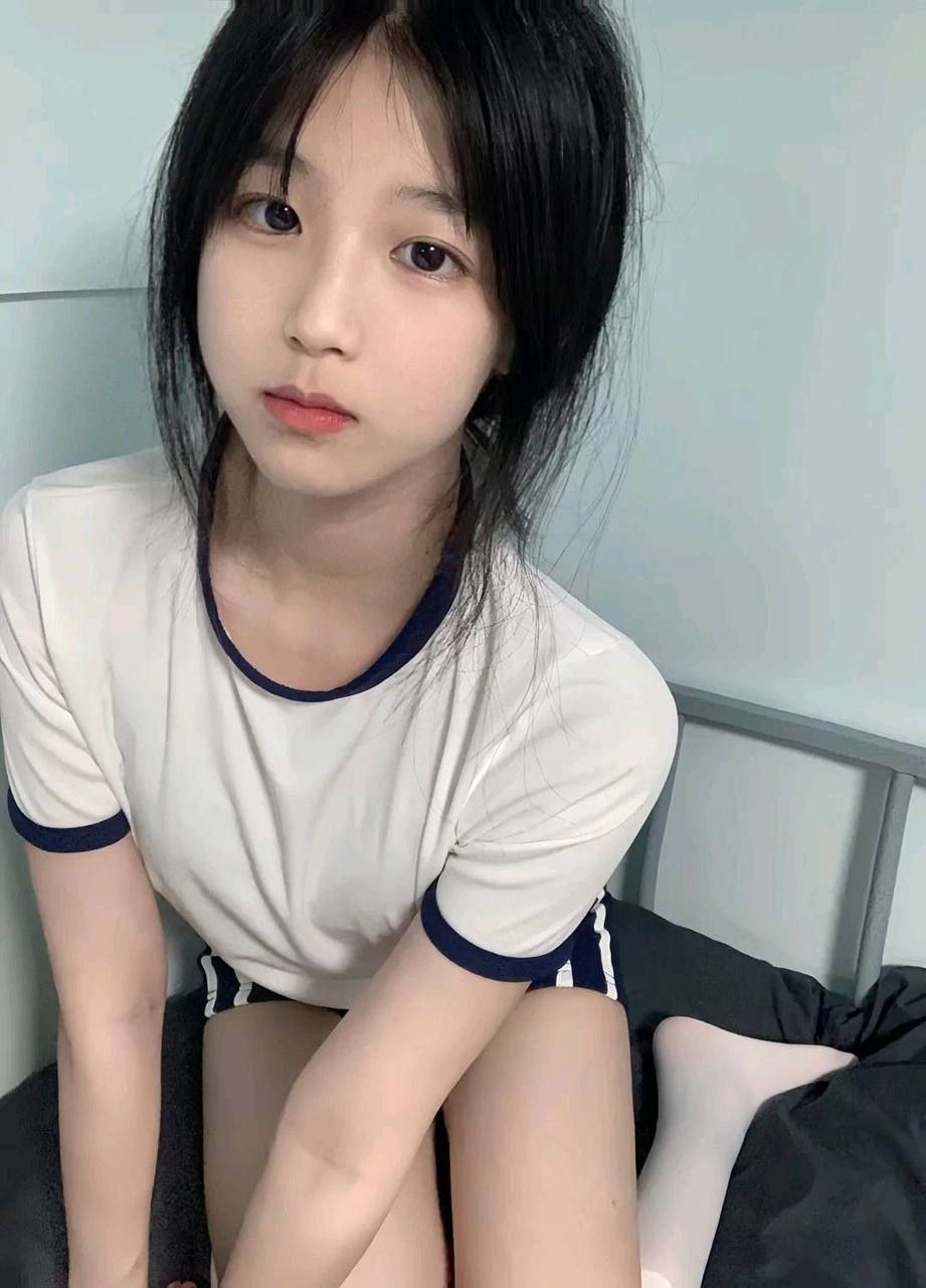 性感身材服务系妹子