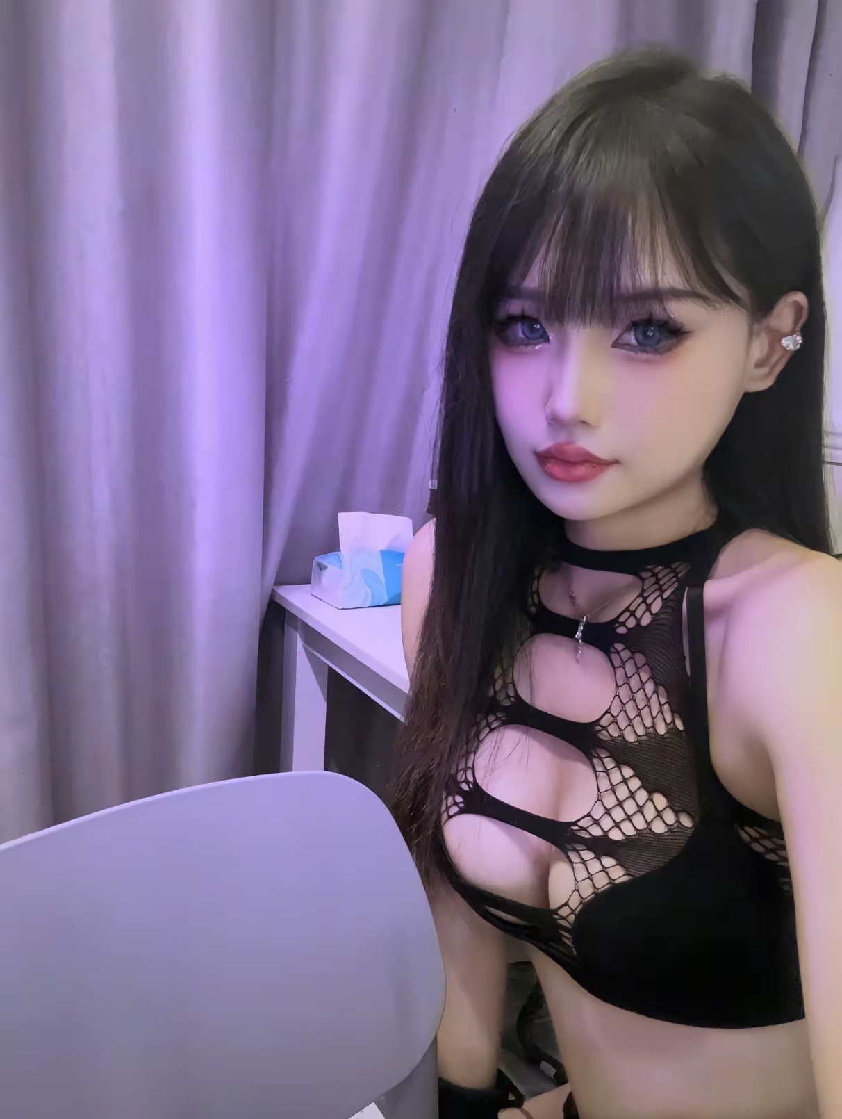 虹口22岁大奶妹