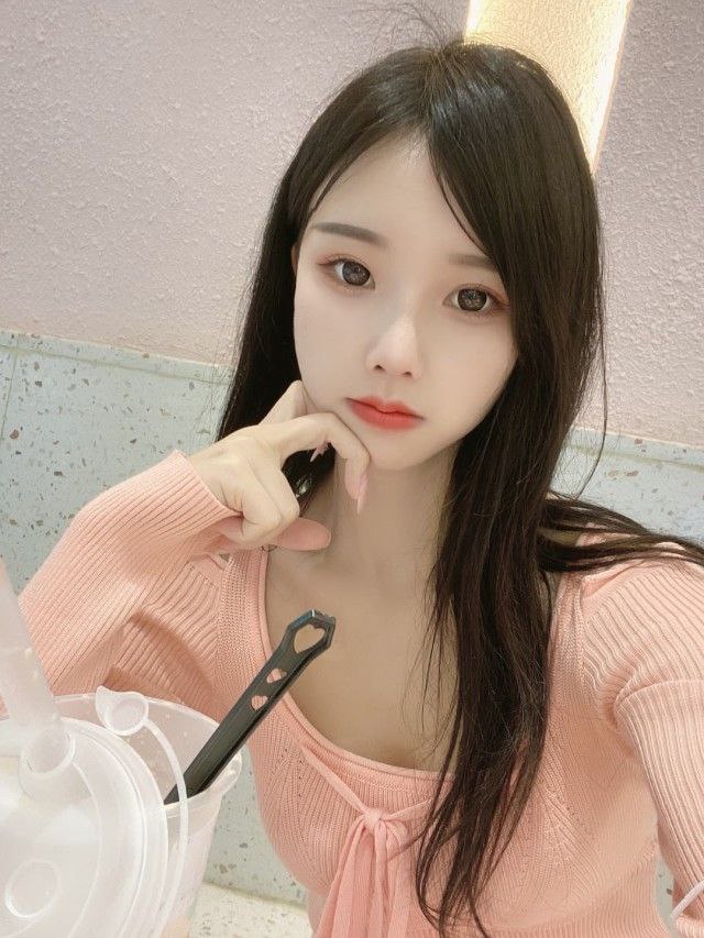性感情趣诱惑美女