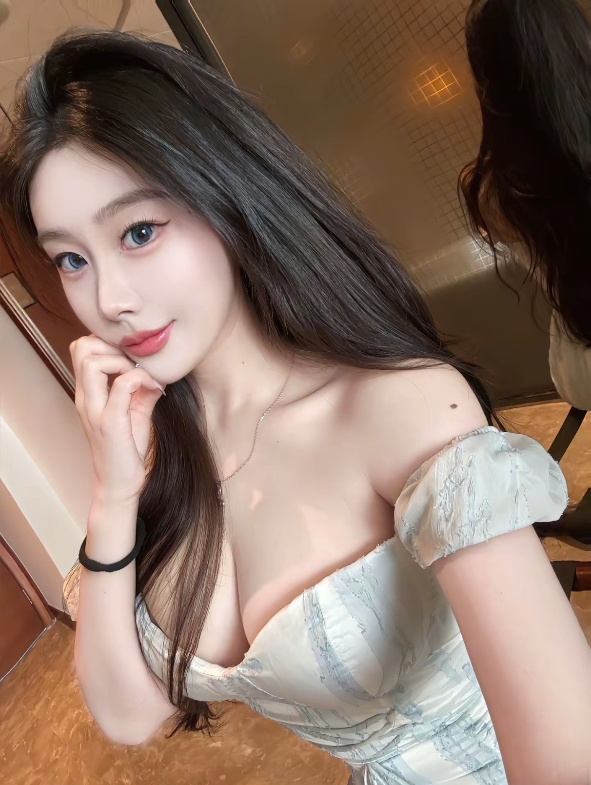 大胸榨汁机阿娇