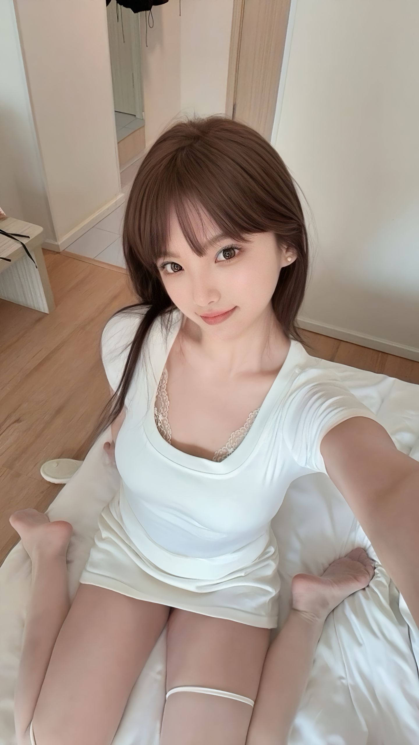 徐汇清纯甜妹芳芳质量极品