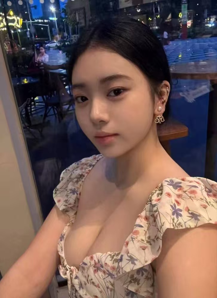 深圳第一次去广东服务到位风骚妹子