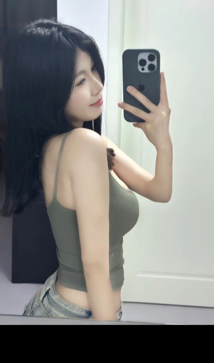 青秀风韵犹存姐姐