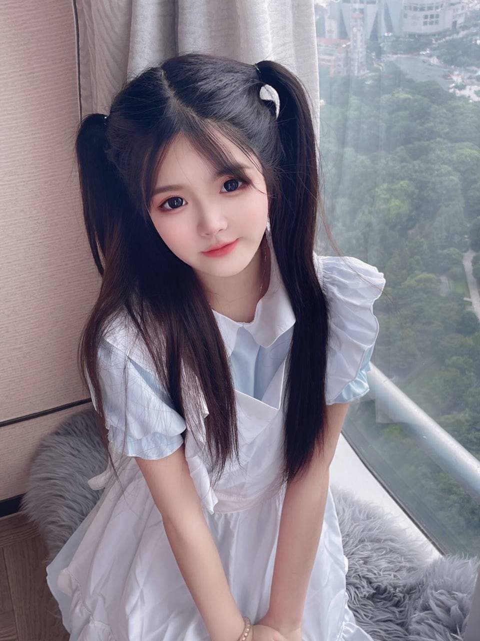 性欲极强喜欢被玩弄的小少妇