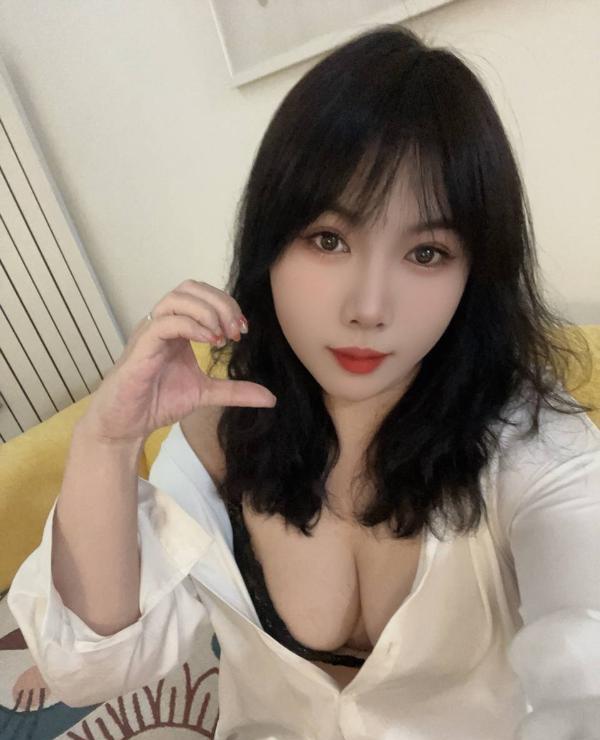 精致巨乳妹