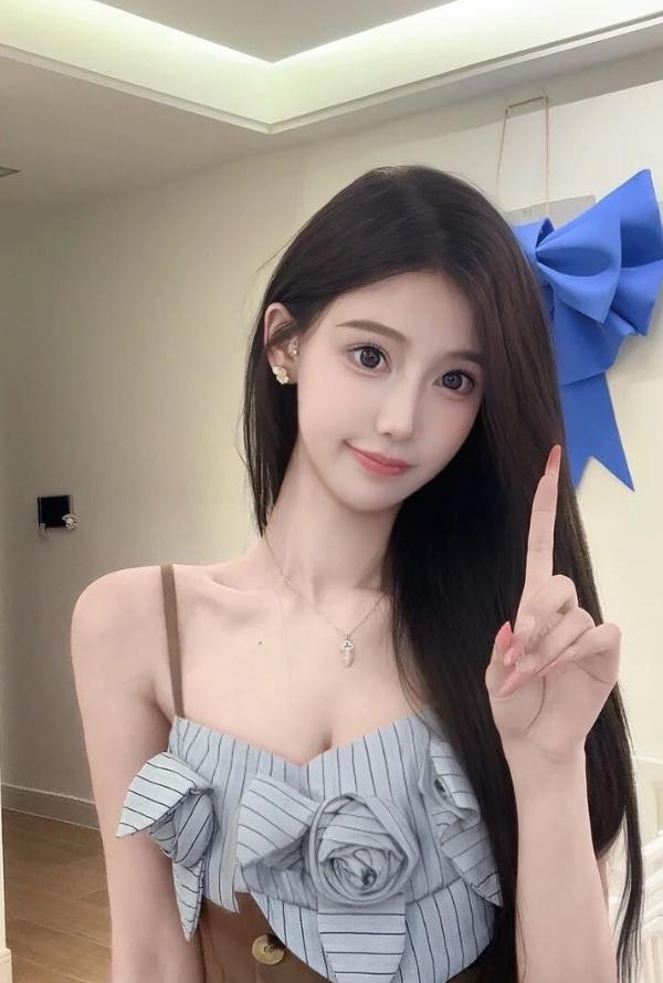 她的服务让我很满意舒服