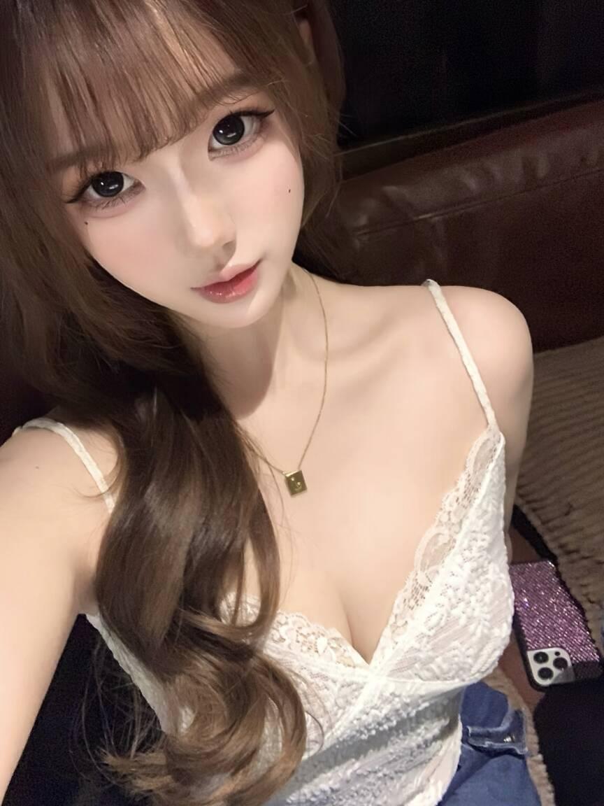 丰泽小妹身材火辣超满足