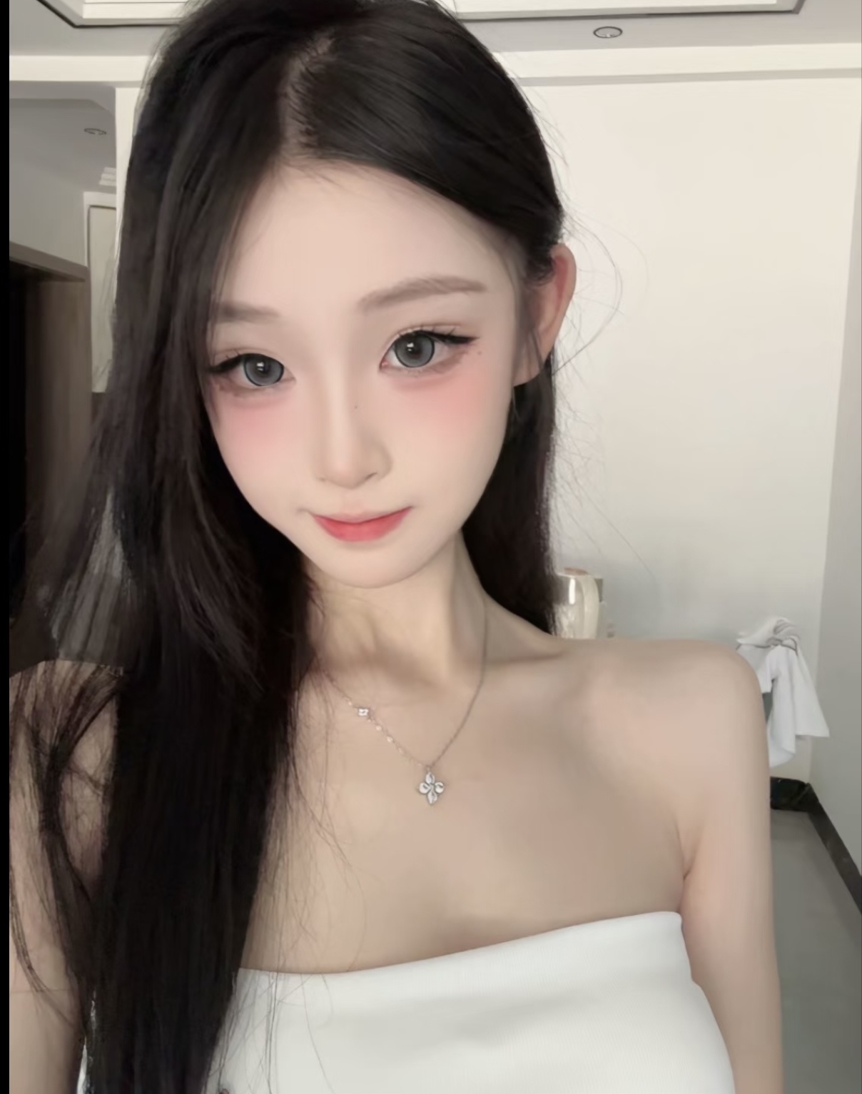 天津市南开区泻火可爱嫩妹大汗淋漓