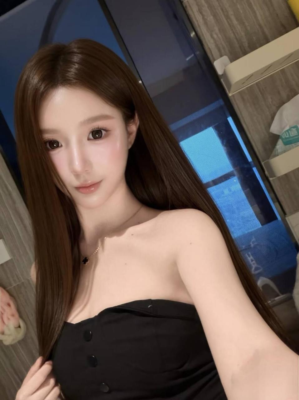 海口又欲又骚的小骚货