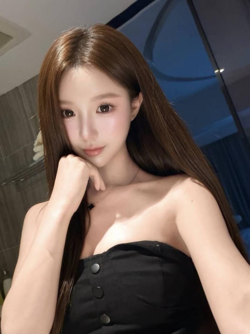 海口又欲又骚的小骚货