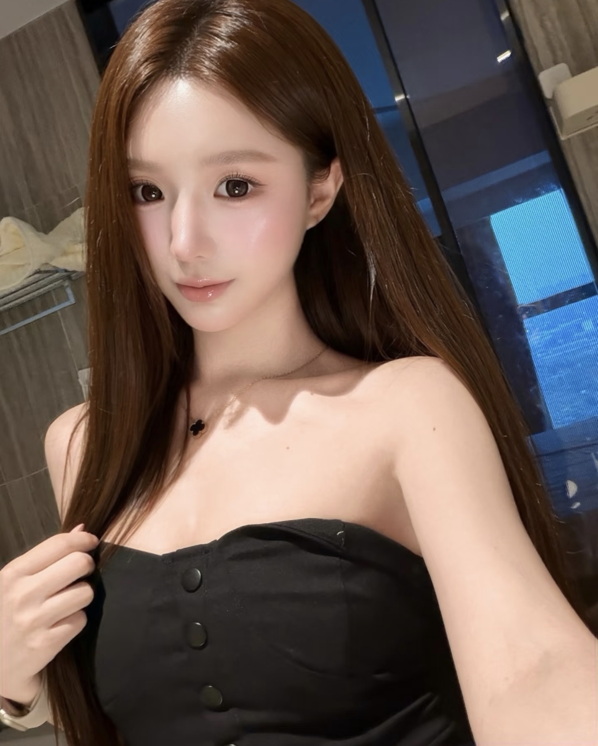 上海市杨浦区性感迷人妹激情缠绵
