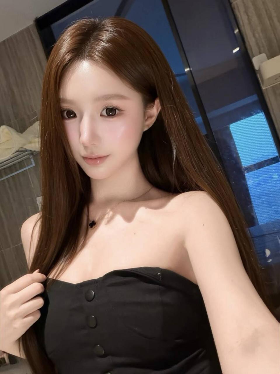 海口又欲又骚的小骚货