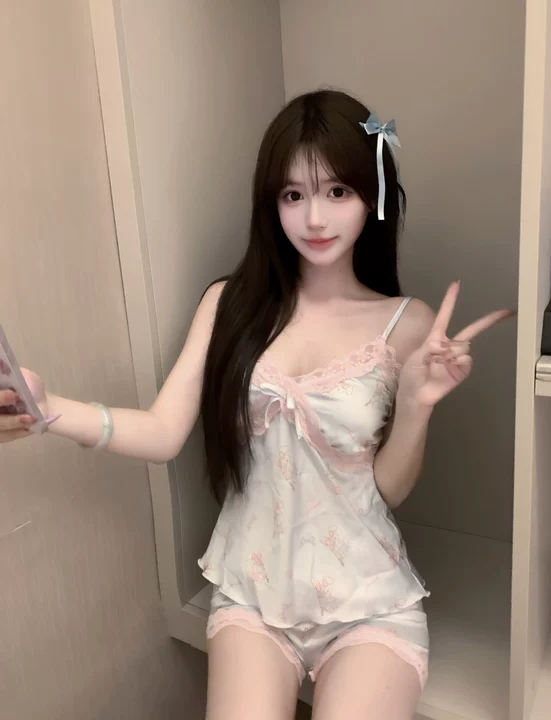 【盐城楼凤】亭湖区小淫妹吸得又紧又深真的爽