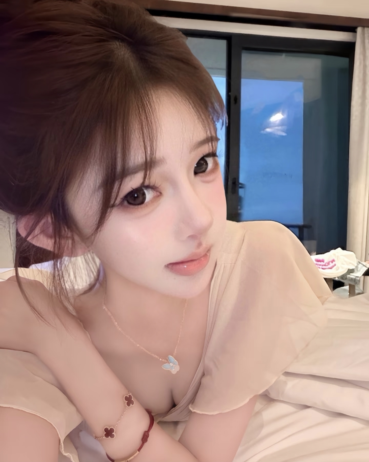 洛阳市洛龙区羞涩妹妹干到她腿软