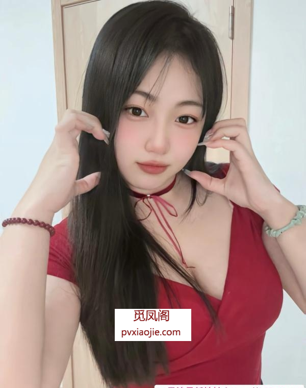 可舌吻肉感妹子