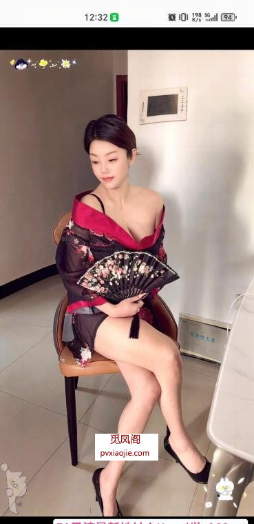 三堡风骚制服少妇