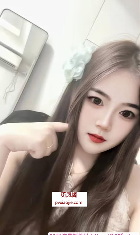 性感丰满小姐姐