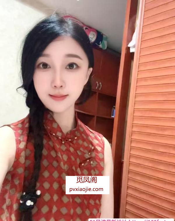 光谷风韵旗袍小仙女