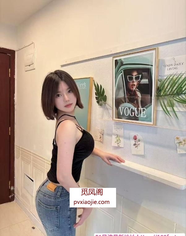 身材娇小大胸樱桃