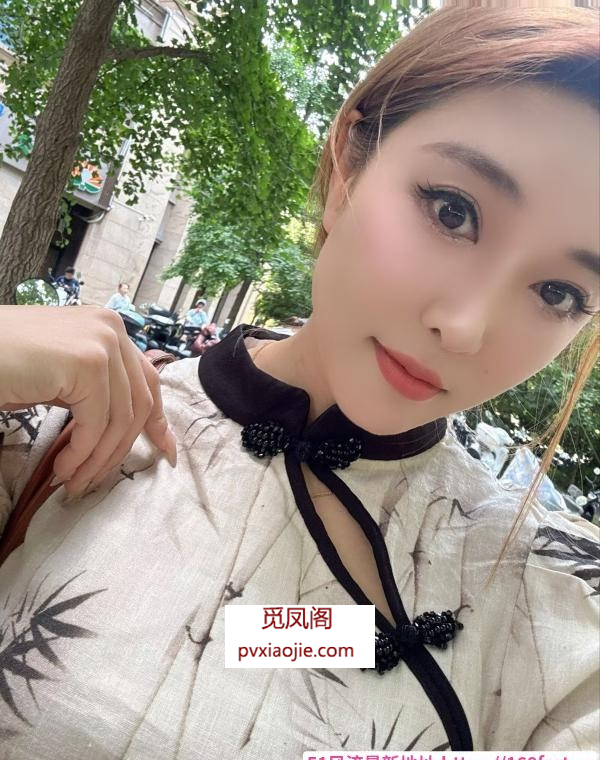 汉阳大长腿雯宝
