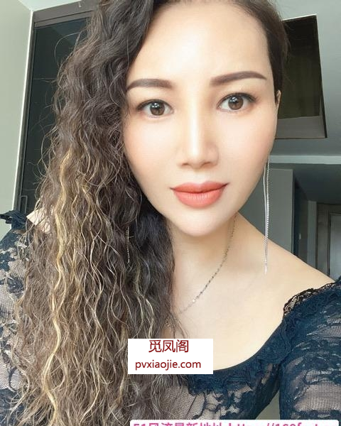 风骚的少妇大波妹