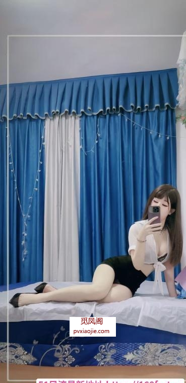 坂田长腿翘臀骚妹