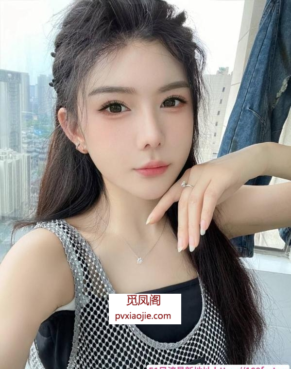 大奶妹青青