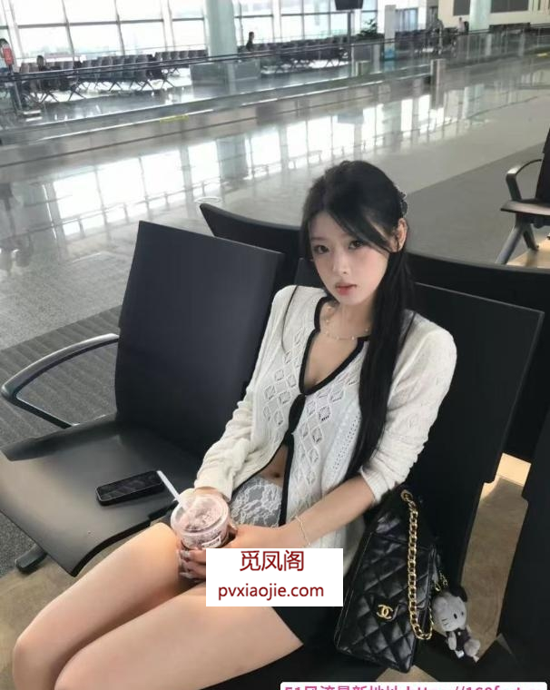 大胸多汁性感彤彤