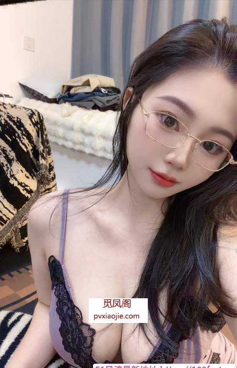 性感萝莉大奶mimi