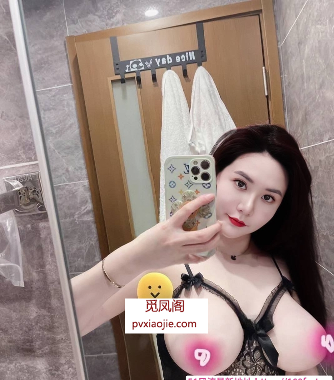 天河巨乳大屁股小雪