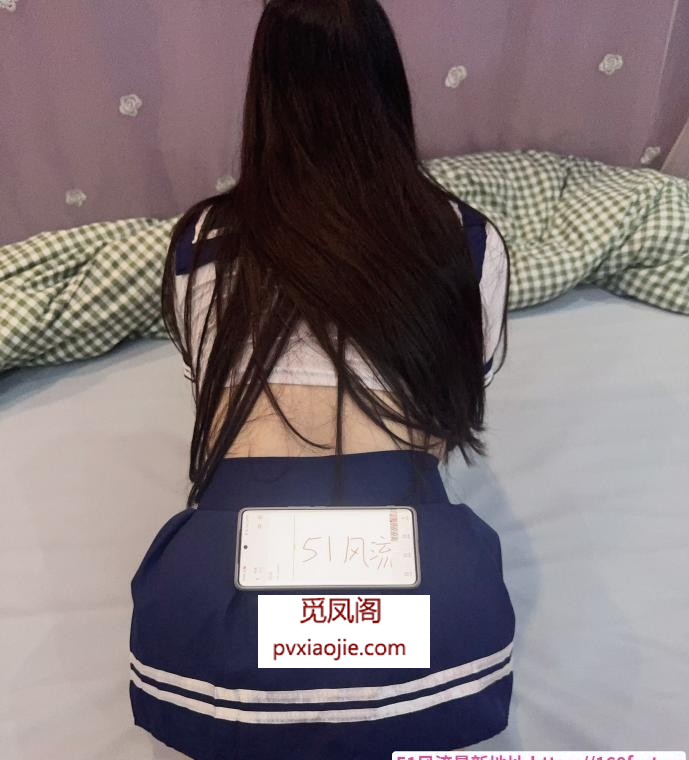 丰满喷水小姐姐