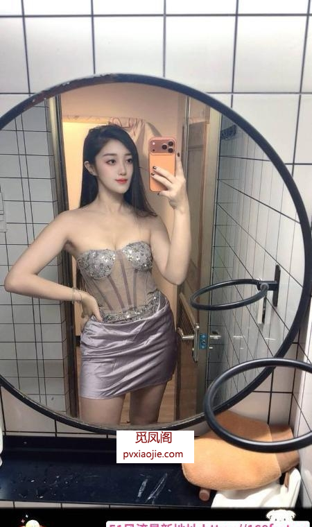 武侯性感翘臀大CC