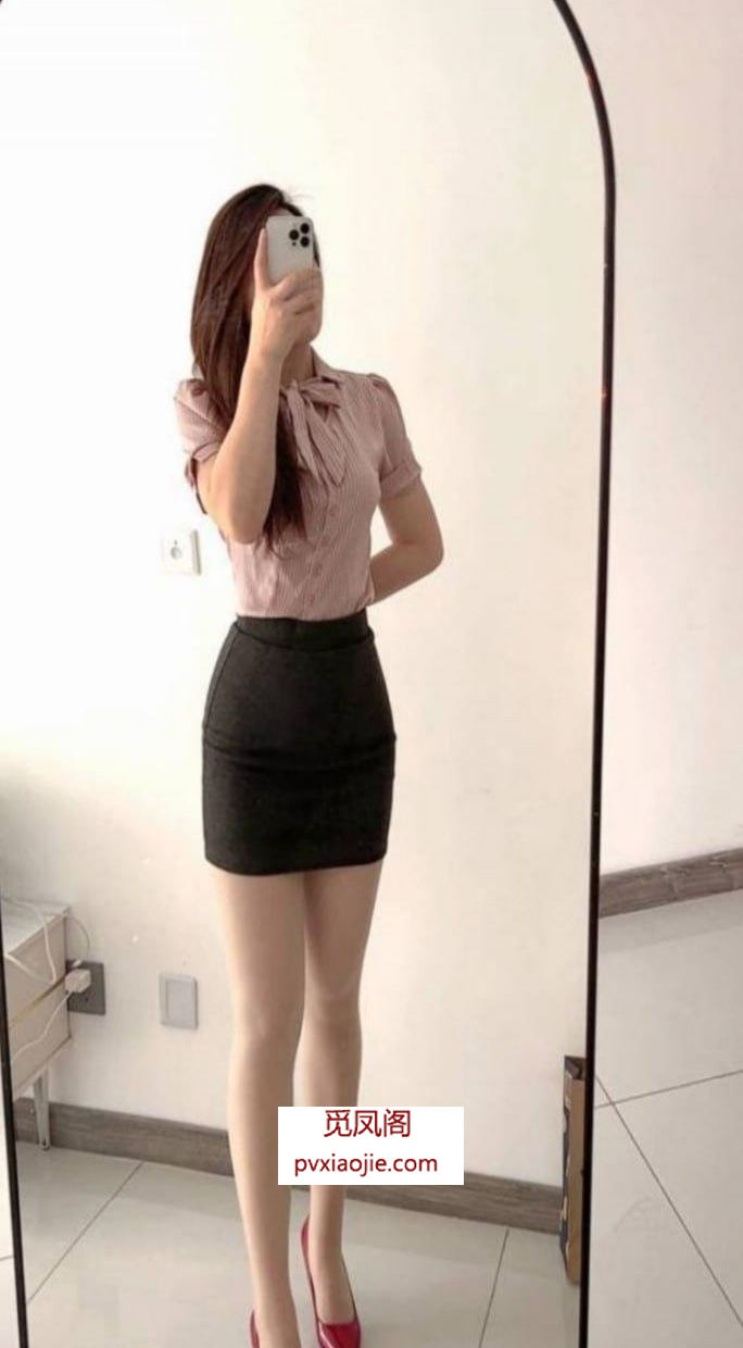 武进美女依依