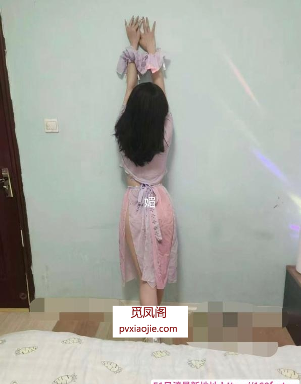 光谷红唇媚老师
