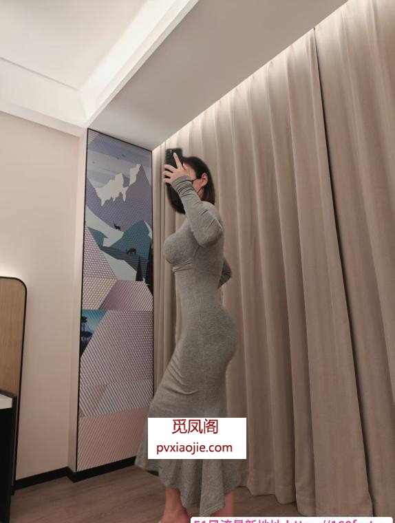 闷骚细腰蜜桃臀米酥