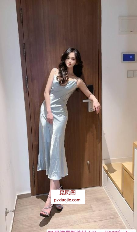 苗条模特身材梦舒