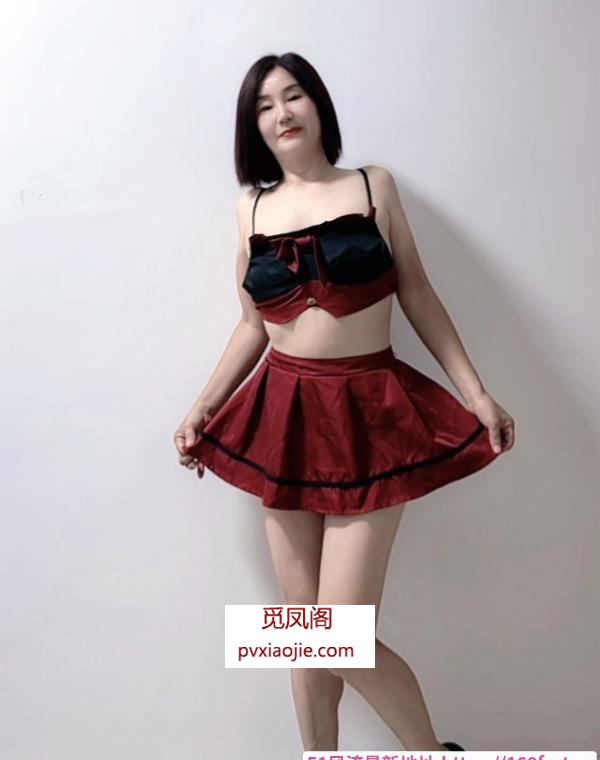 风情长腿美妇