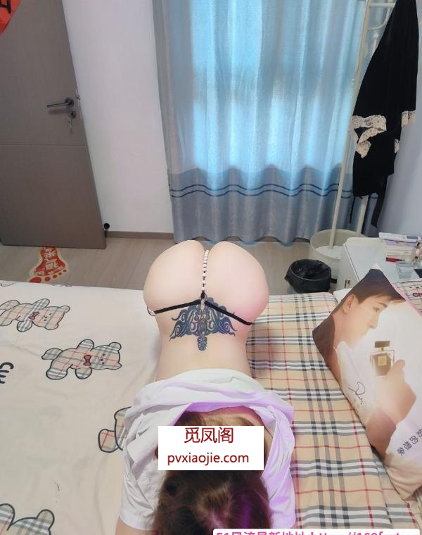 后入纹身冉冉