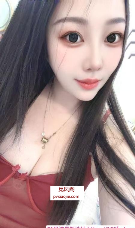 肥臀美乳御姐