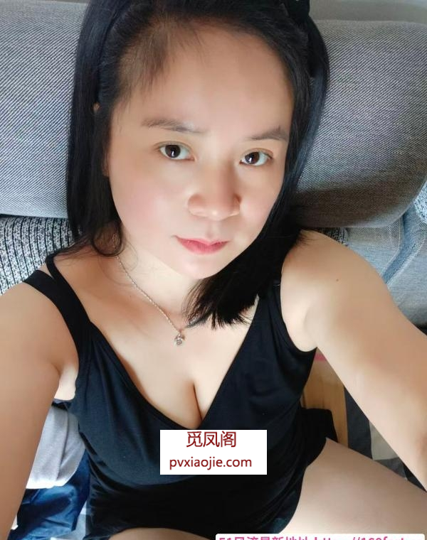 大胸口碑服务款倩倩
