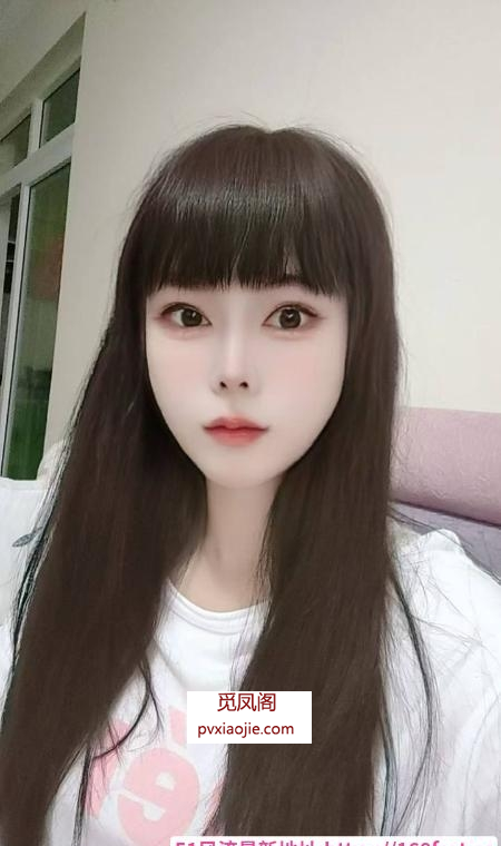 官渡肤白大胸女友
