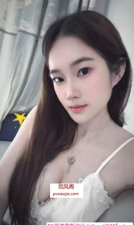 性感胸大身材好