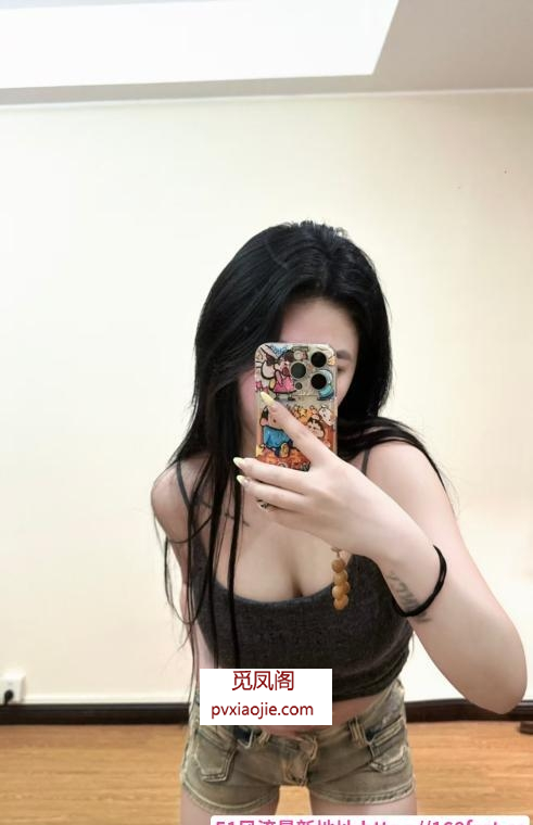 性感嫩妹小玲珑