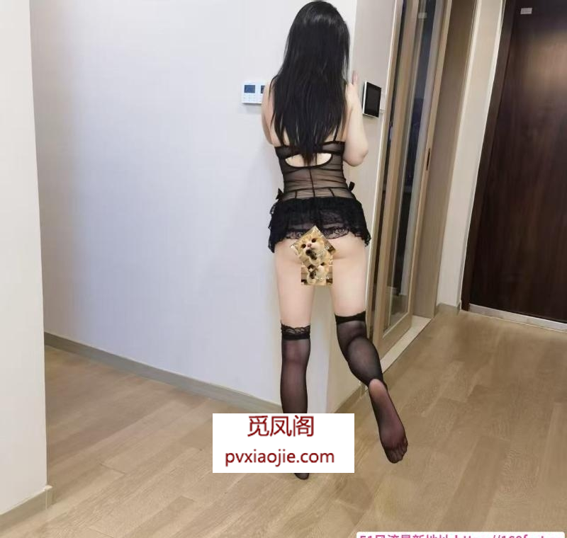 冷白皮大胸身材好美女