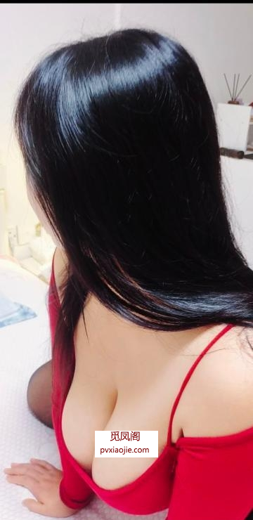 巨乳骚货
