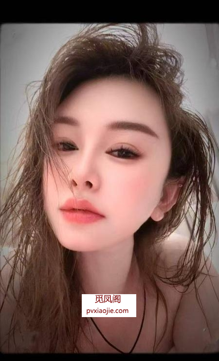 蜜桃臀健身教练咪西儿